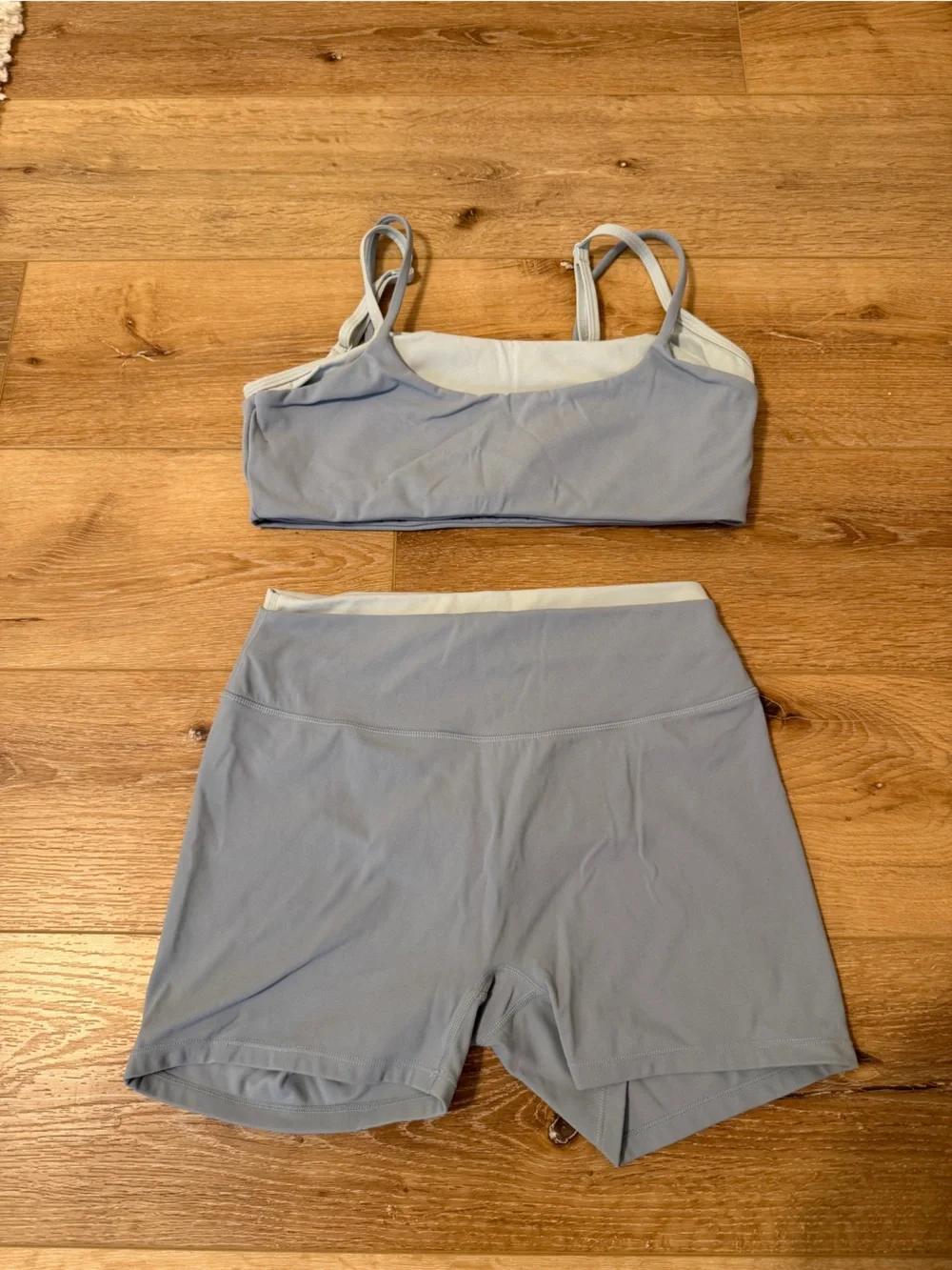 Gold Hinge Workout Set - Picture 2 of 3